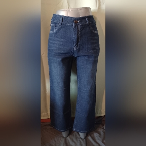 A Dark Blue Wide Leg Denim Jeans - Picture 1 of 8